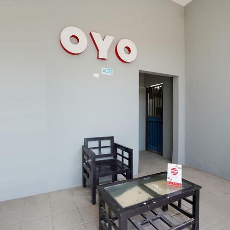 Oyo 1316 Mentari Family Homestay Probolinggo Eksteriør billede